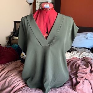 NEW w/o tags H&M olive green tunic